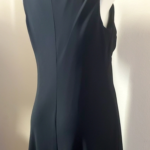 Connected Appeal Black Sleeveless V-Neck Evening Gown Dress Size 6 - Picture 7 of 10